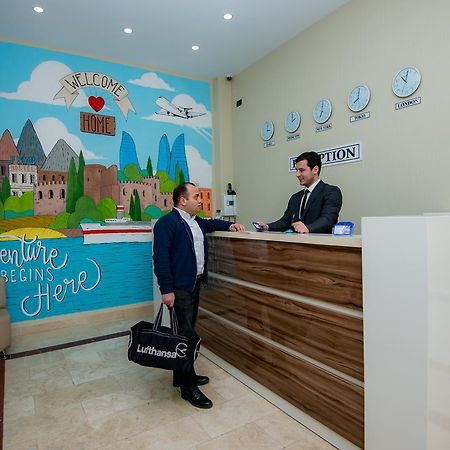 Feyu Hostel Баку Экстерьер фото