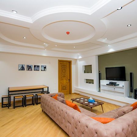 Feyu Hostel Баку Экстерьер фото