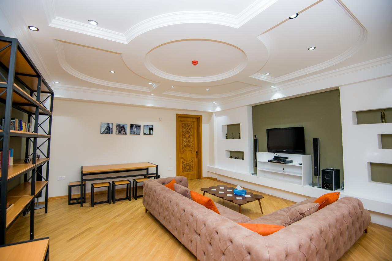 Feyu Hostel Баку Экстерьер фото